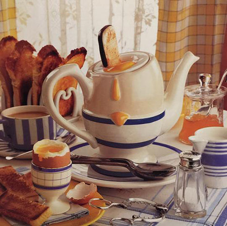 novelty breakfast egg teapot