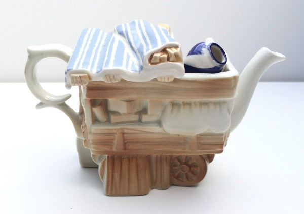 Cardew Market Stall Teapot one cup size