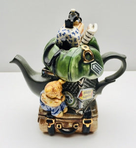 Cardew Travellers Return Teapot small size