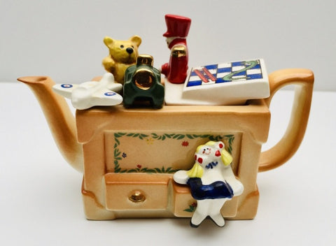 Cardew Ragdoll teapot Toy Box Small Size