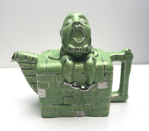 Humpty Dumpty Teapot classic Novelty 1930's