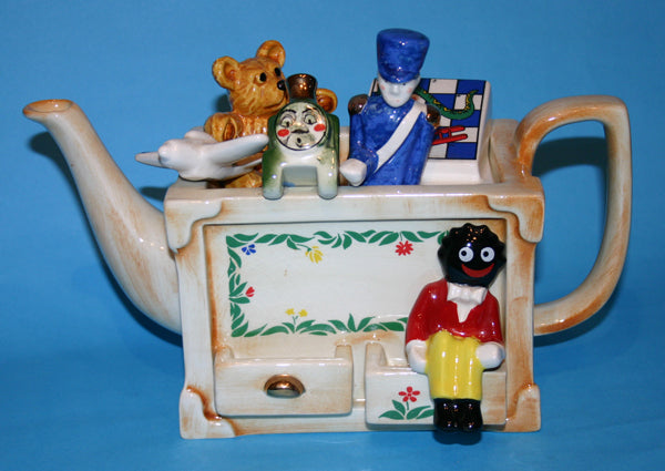 Toy Box large size with Golliwog 